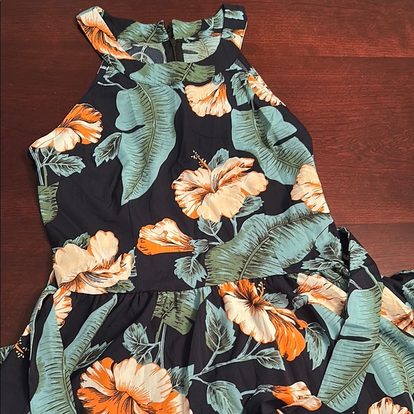 Floral Maxi Dress Halter Dress with Tie Waist - Picture 7 of 9